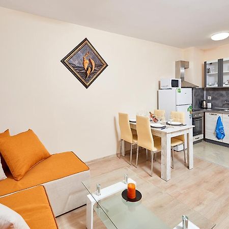 Art Apartments In Pomorie Ngoại thất bức ảnh