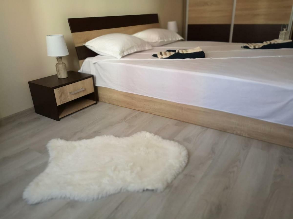 Art Apartments In Pomorie Ngoại thất bức ảnh